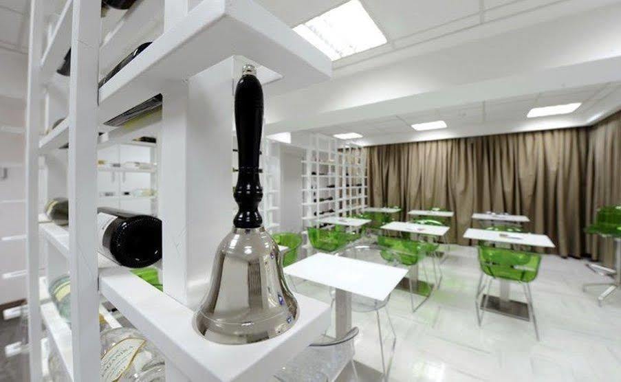 Готель Ibis Styles Скоп'є Екстер'єр фото