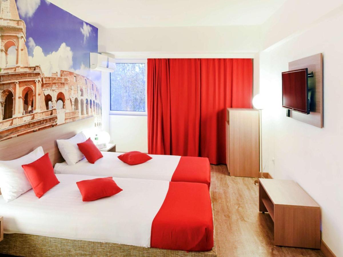 Готель Ibis Styles Скоп'є Екстер'єр фото
